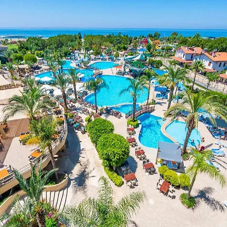 Armas Pemar ホテル Kızılot