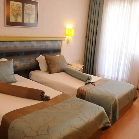 Hotel Armas Pemar
