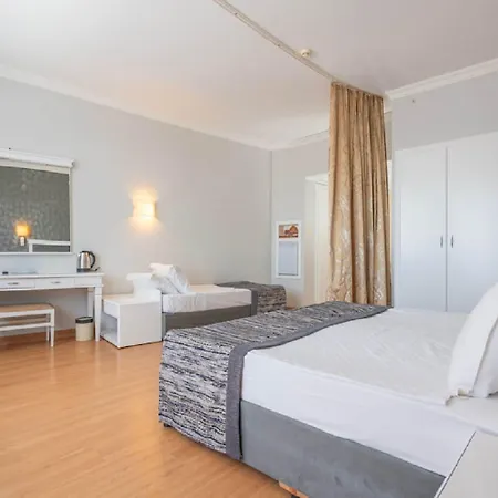 Armas Pemar Hotel 5*