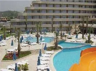 Armas Pemar فندق Kızılot
